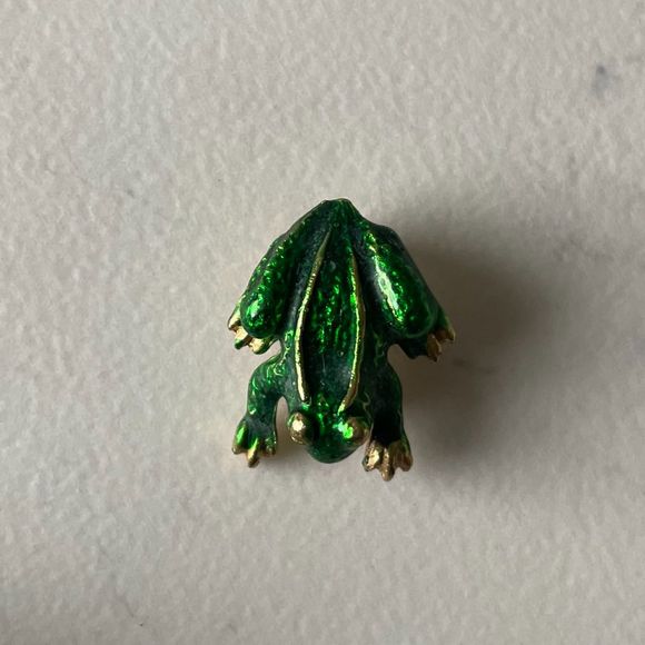 Vintage Green and Gold Enamel Frog Pin - Picture 1 of 10